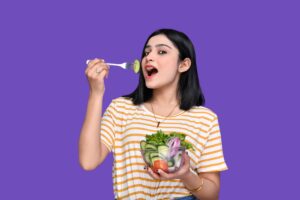 Discover the best foods that help remove uric acid naturally. Learn how cherries, dairy, water, vitamin C-rich foods, and whole grains can support healthy joints and reduce gout attacks.